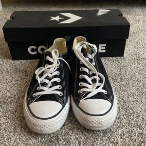 NWOT Black low top converse All Stars